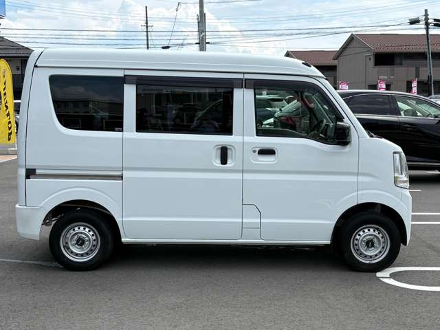 Nissan NV100 Clipper 12