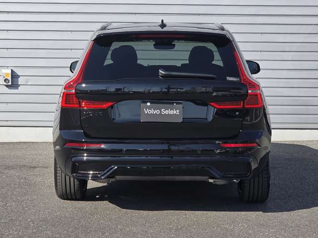 Volvo XC60 8