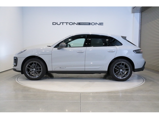 Porsche Macan 8