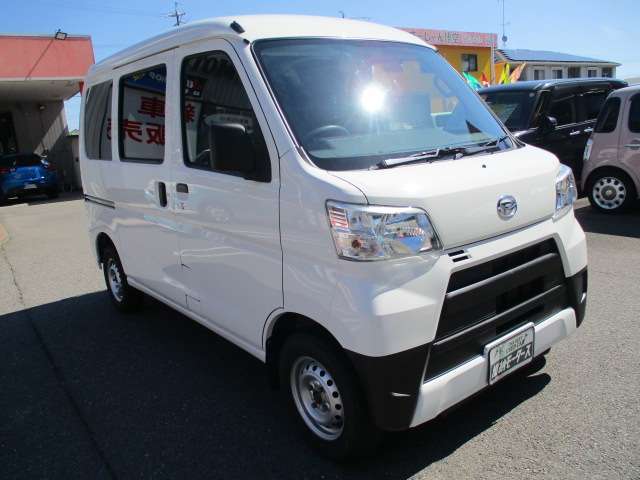 Daihatsu Hijet Cargo 11