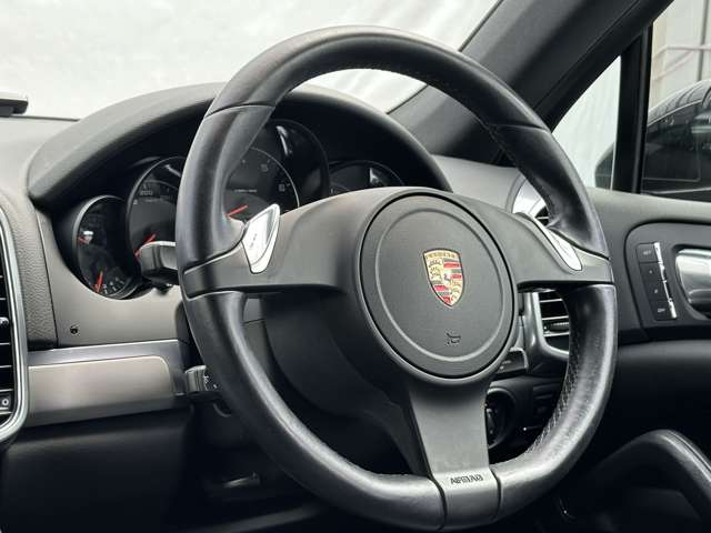 Porsche Cayenne 7