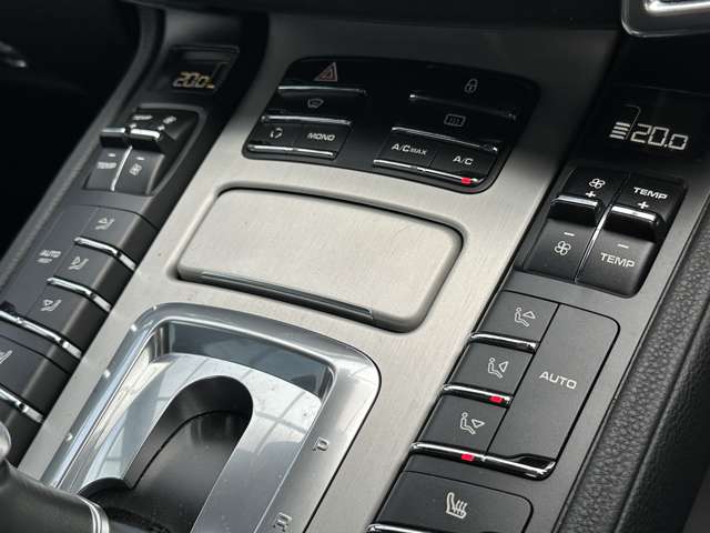 Porsche Cayenne 10