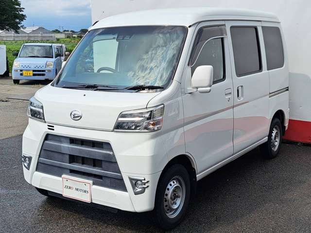 Daihatsu Hijet Cargo 7