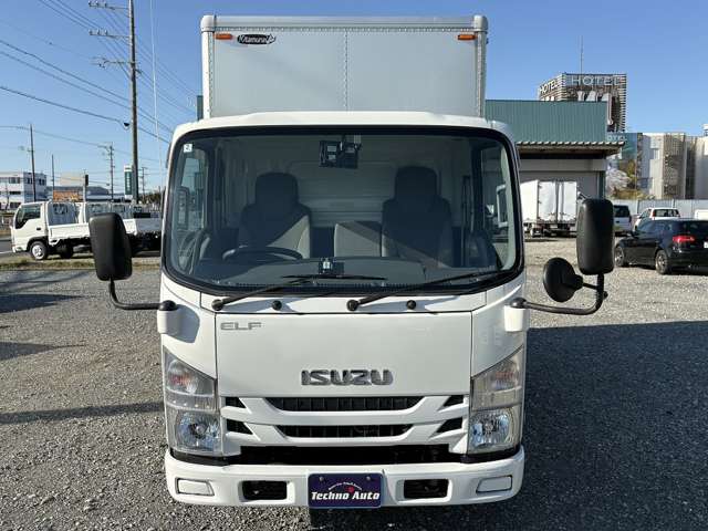 Isuzu Elf 4