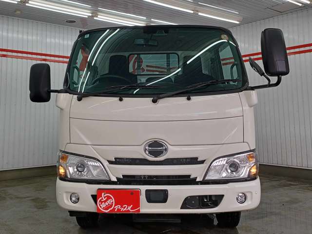 Hino Dutro 2