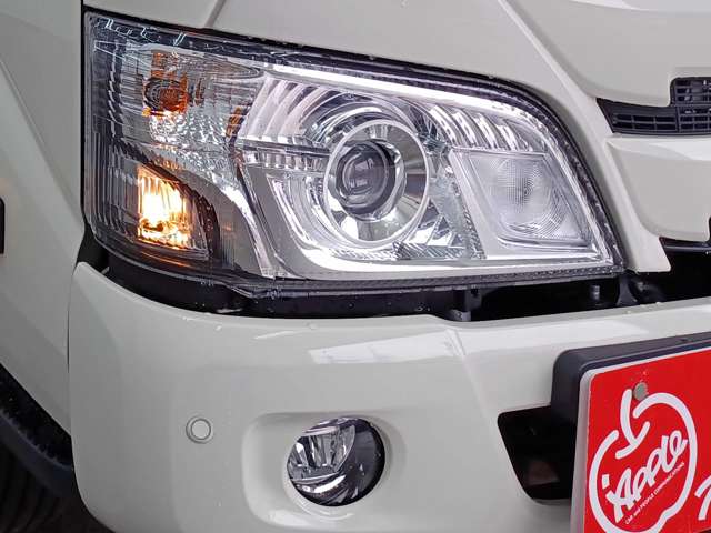 Hino Dutro 5