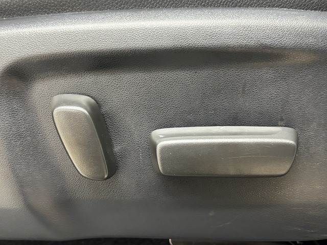 Toyota Hilux 6