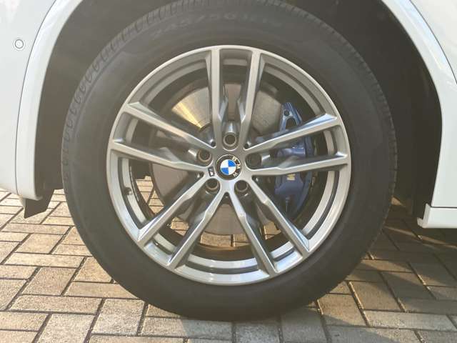 BMW X3 8