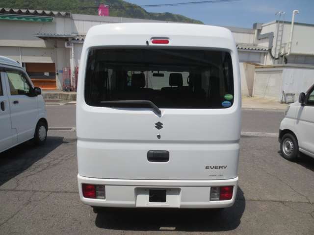 Suzuki Every 11