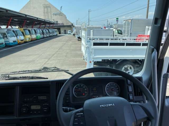 Isuzu Forward 11