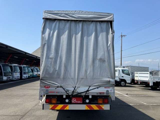 Isuzu Forward 8