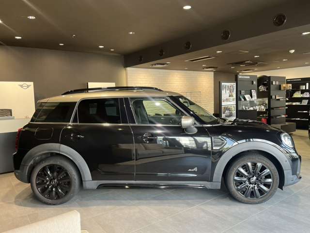 MINI Crossover 6