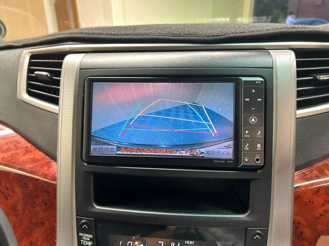 Toyota Vellfire 7