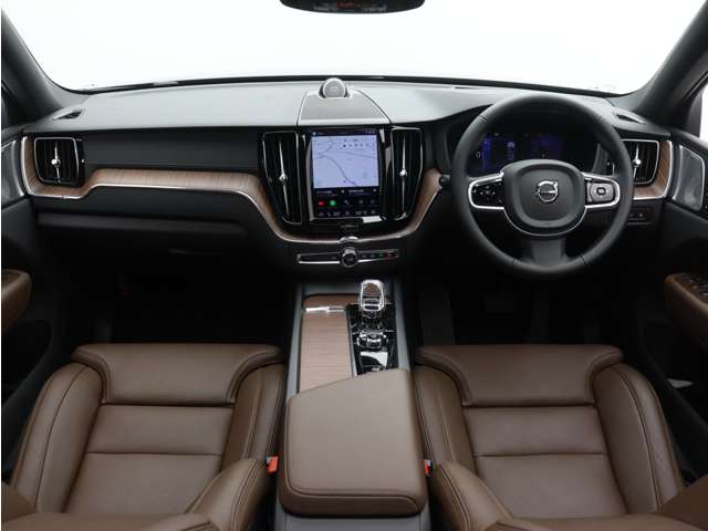 Volvo XC60 4
