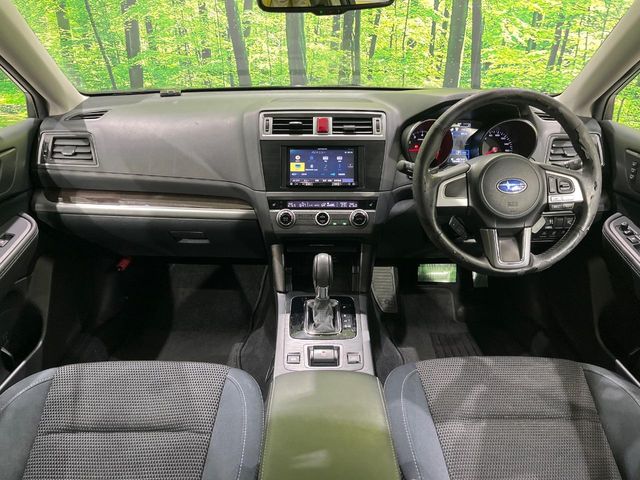 Subaru Legacy Outback 2