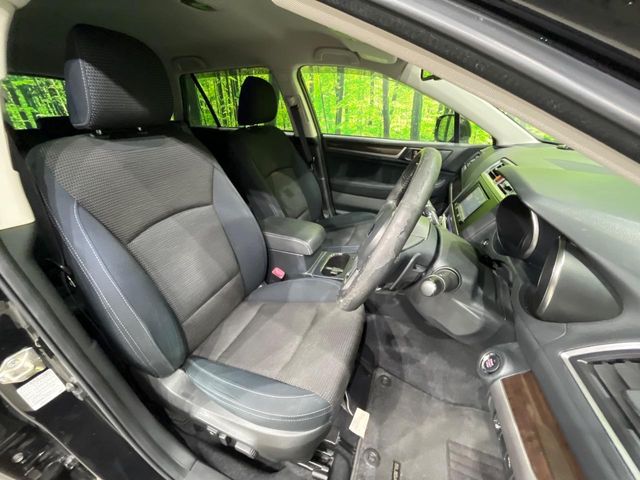 Subaru Legacy Outback 9