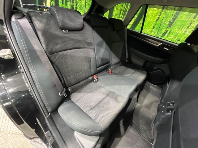 Subaru Legacy Outback 10