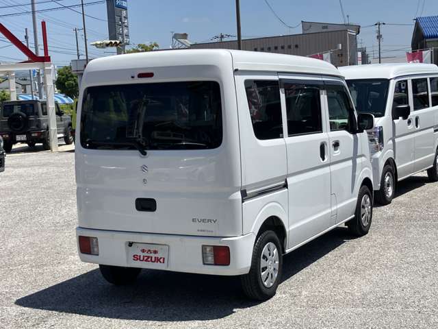 Suzuki Every 8