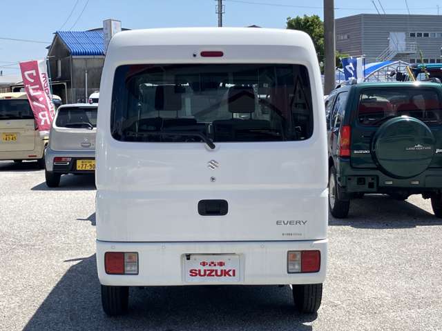 Suzuki Every 9