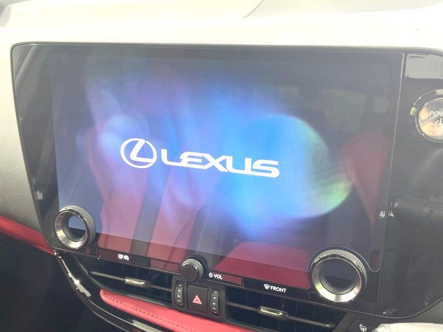 Lexus NX 4