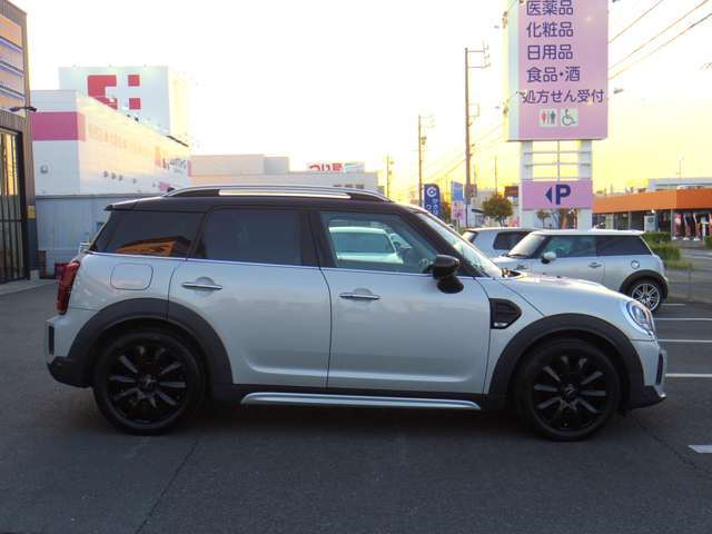 MINI Crossover 12