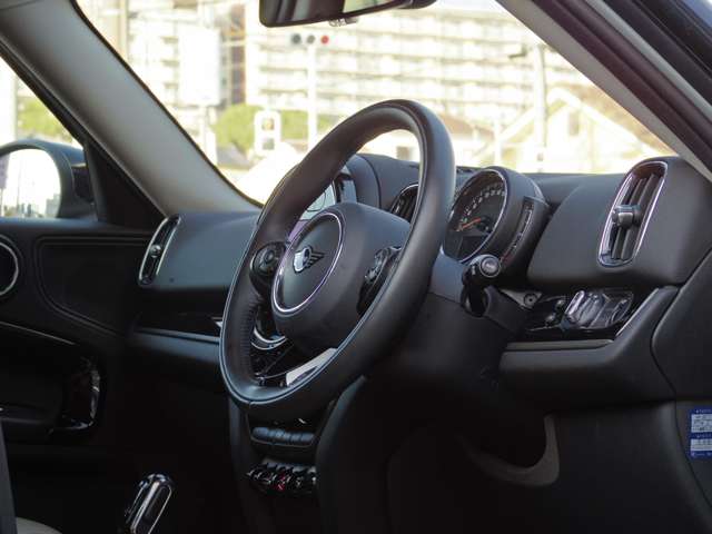 MINI Crossover 6