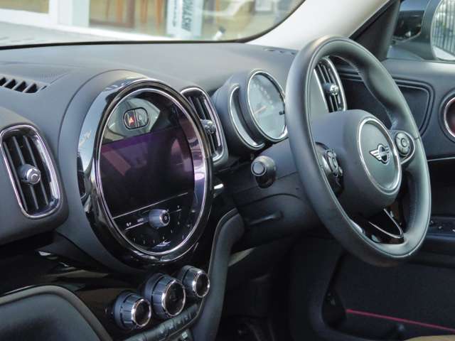 MINI Crossover 7