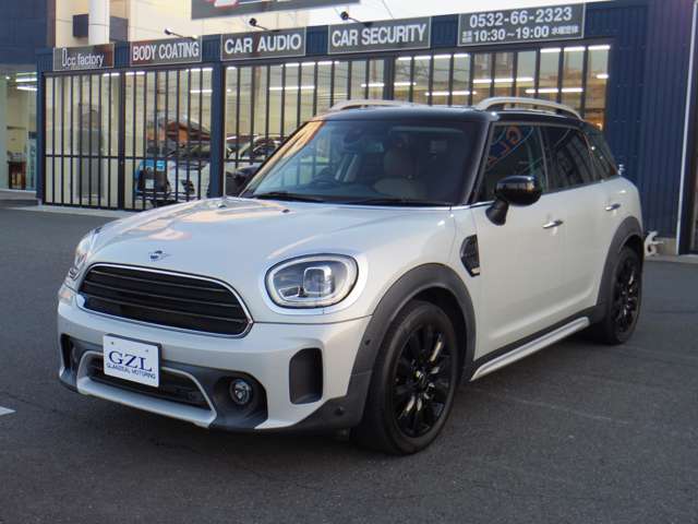 MINI Crossover 10