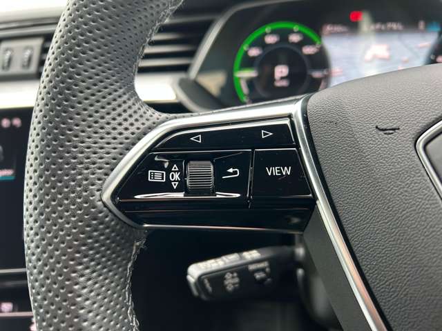 Audi e-tron 11