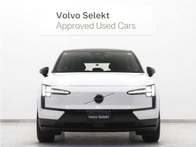 Volvo EX30 9