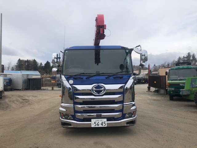 Hino Profia 2