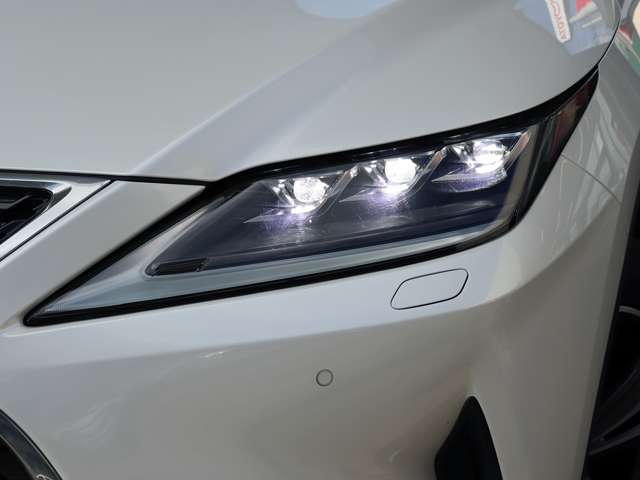 Lexus RX 8