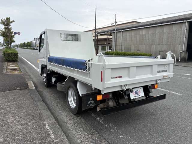 Mitsubishi Fuso Canter 8