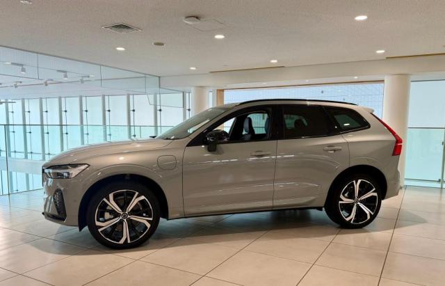 Volvo XC60 4