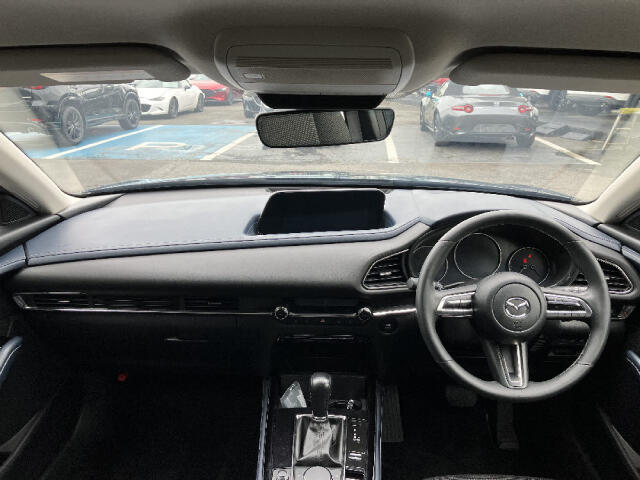 Mazda CX-30 12