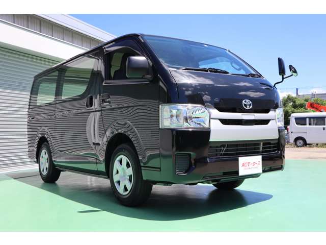 Toyota Regius Ace 3