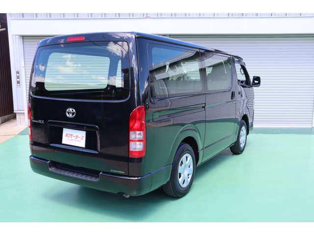Toyota Regius Ace 5