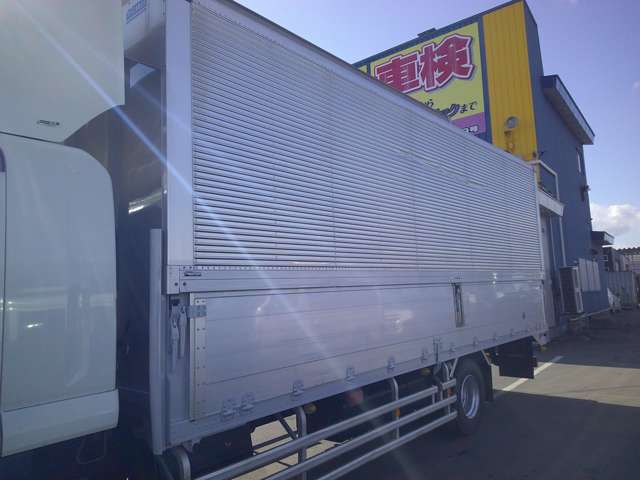 Isuzu Forward 11