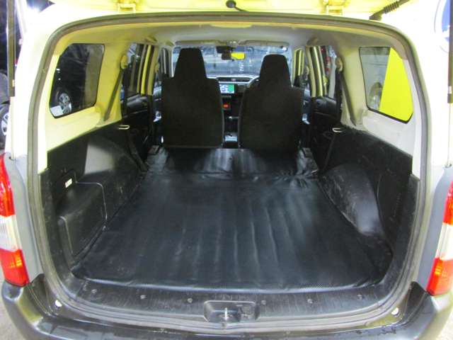 Toyota Probox Van 10