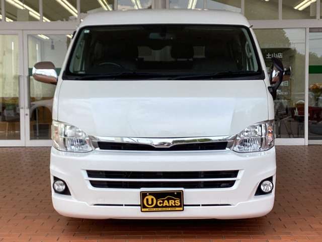 Toyota Hiace 12