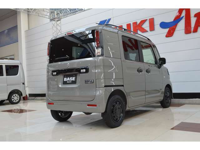 Suzuki Spacia Base 8