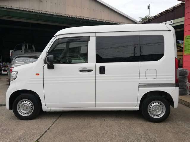 Honda N-VAN 10