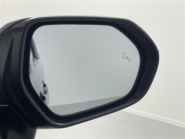 Toyota Sienta 3