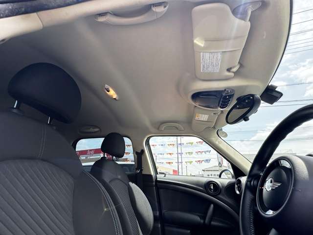 MINI Crossover 11
