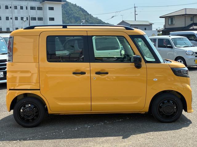 Suzuki Spacia Base 4