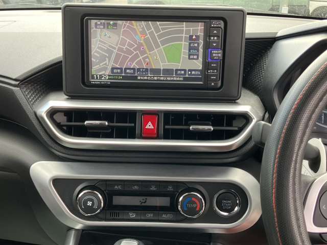 Daihatsu Rocky 9