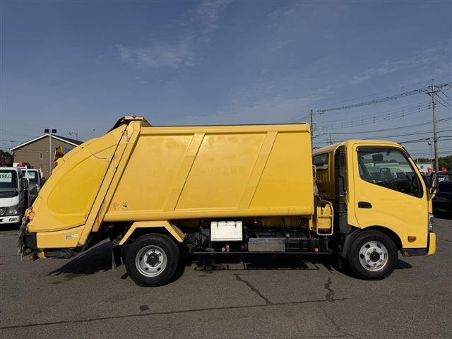 Hino Dutro 6