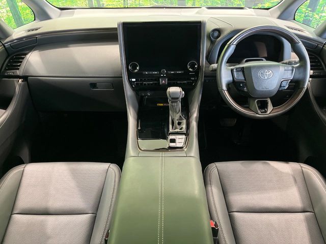 Toyota Alphard 2