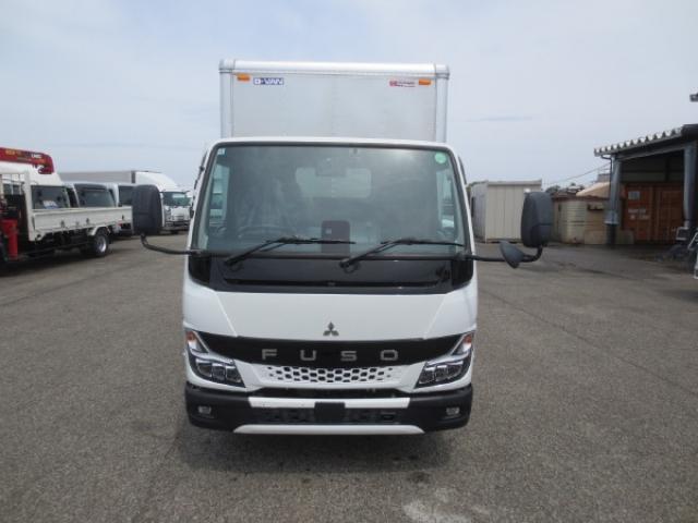 Mitsubishi Fuso Canter 6