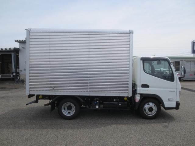 Mitsubishi Fuso Canter 8
